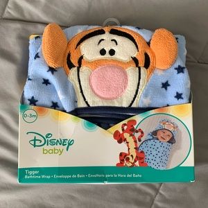 SOLD!!! Disney Tigger Baby Hooded Towel